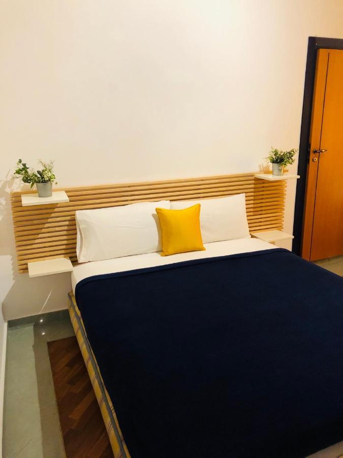Smln Rooms & Suites เนเปิลส์ ภายนอก รูปภาพ