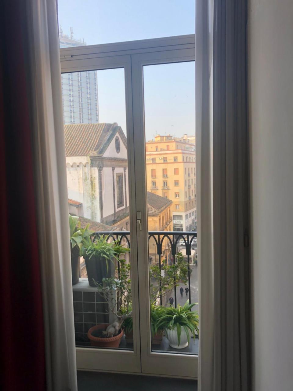 Smln Rooms & Suites เนเปิลส์ ภายนอก รูปภาพ