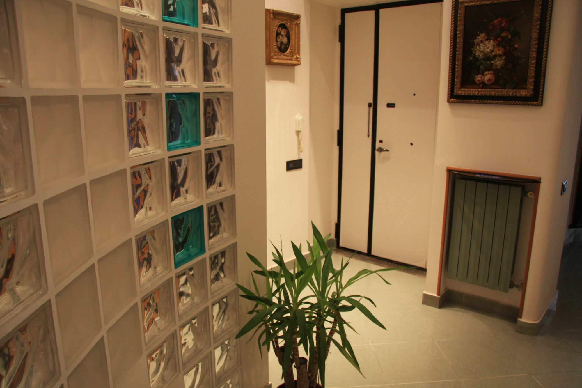 Smln Rooms & Suites เนเปิลส์ ภายนอก รูปภาพ
